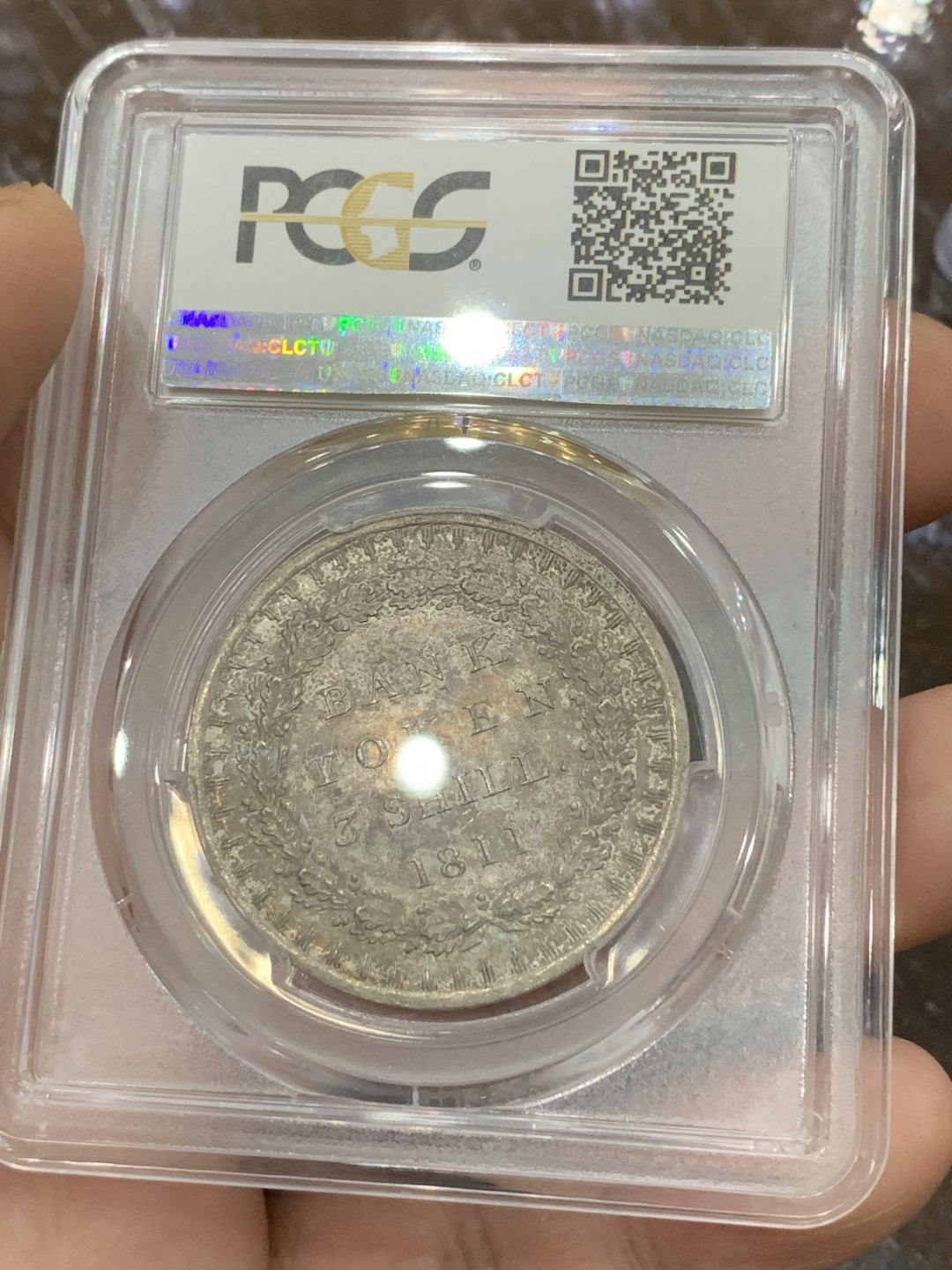 《竞宝斋》第106场-周日，周一 2场连拍（全场包邮） PCGS MS64 英格兰银行 1811年 双面深五彩 乔三大头 3先令银币 极少品种 书价高 高分难得