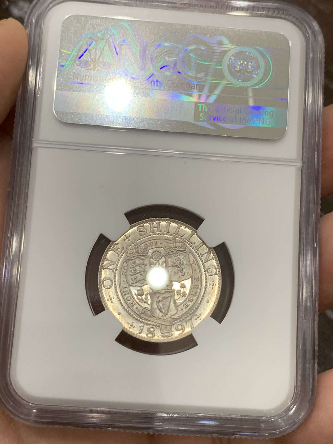 《竞宝斋》第106场-周日，周一 2场连拍（全场包邮） NGC-MS65，1897年英国维多利亚披纱1先令，MSF特拍特殊标签，完美转光，可收藏