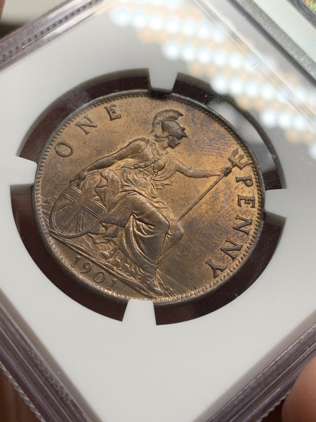 《竞宝斋》第106场-周日，周一 2场连拍（全场包邮） NGC-MS64RB 1901年英国维多利亚披纱1便士铜币，铜色满溢，状态好