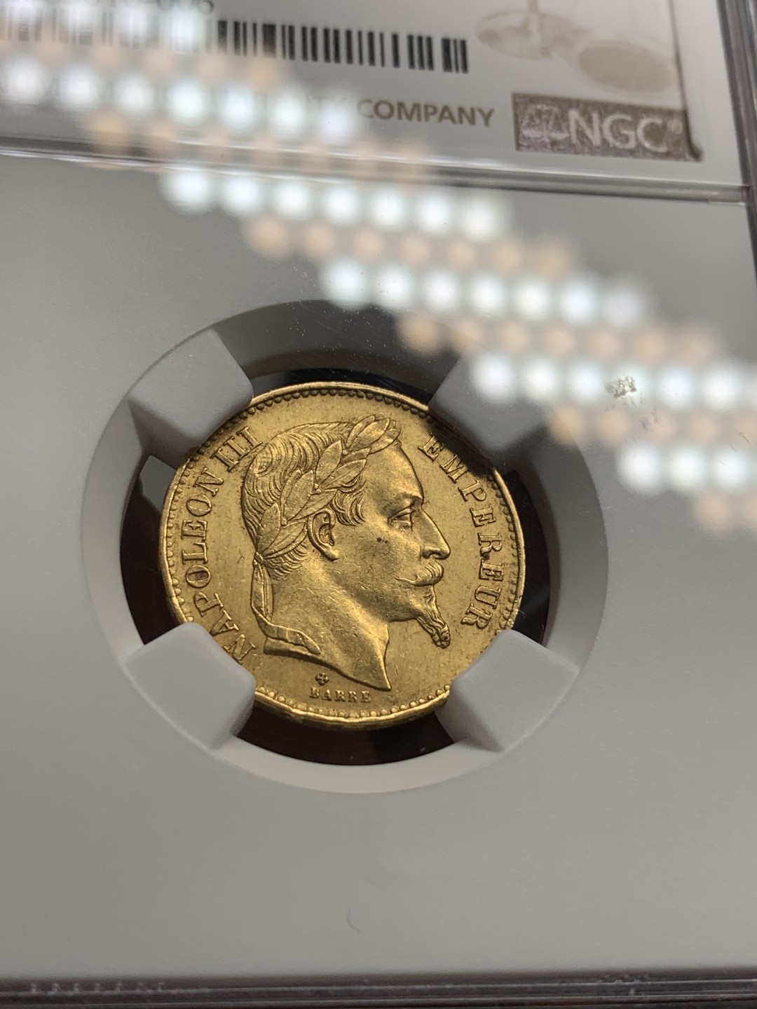 《竞宝斋》第106场-周日，周一 2场连拍（全场包邮） NGC-MS62 1869BB法国拿三桂冠版20法郎金币，细节清晰，好品难得
