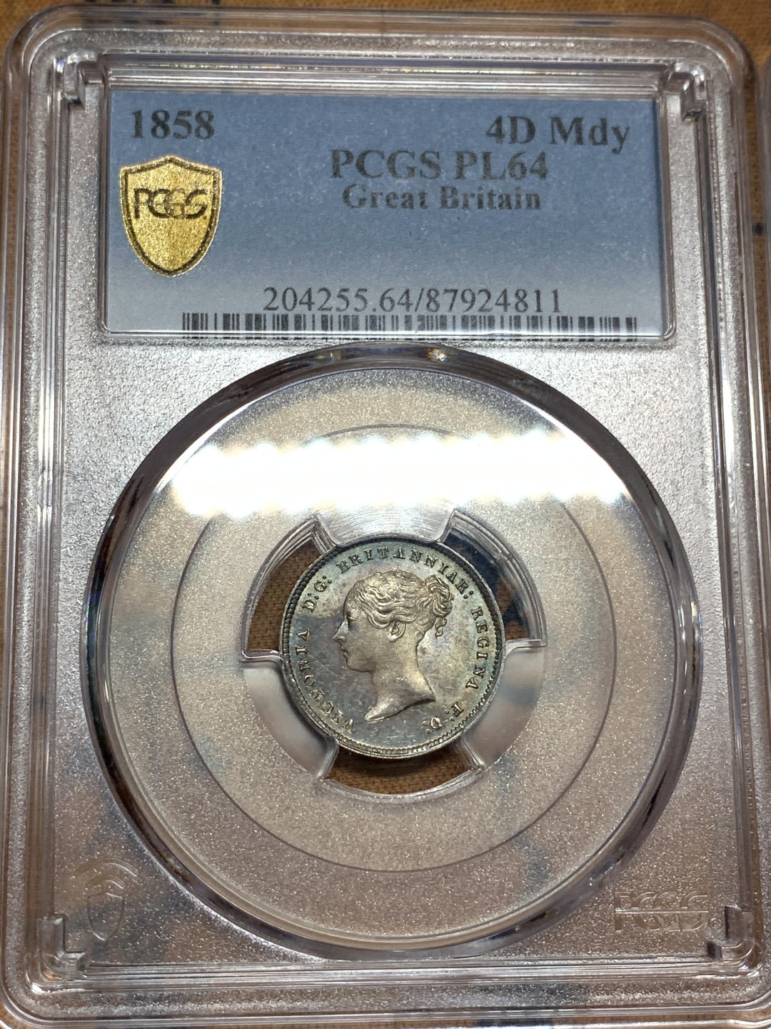 《竞宝斋》第106场-周日，周一 2场连拍（全场包邮） PCGS PL64-65 英国 1858年 维多利亚濯足币，PL首见，全是冠亚军分。早期濯足币存世稀少，非后期可比