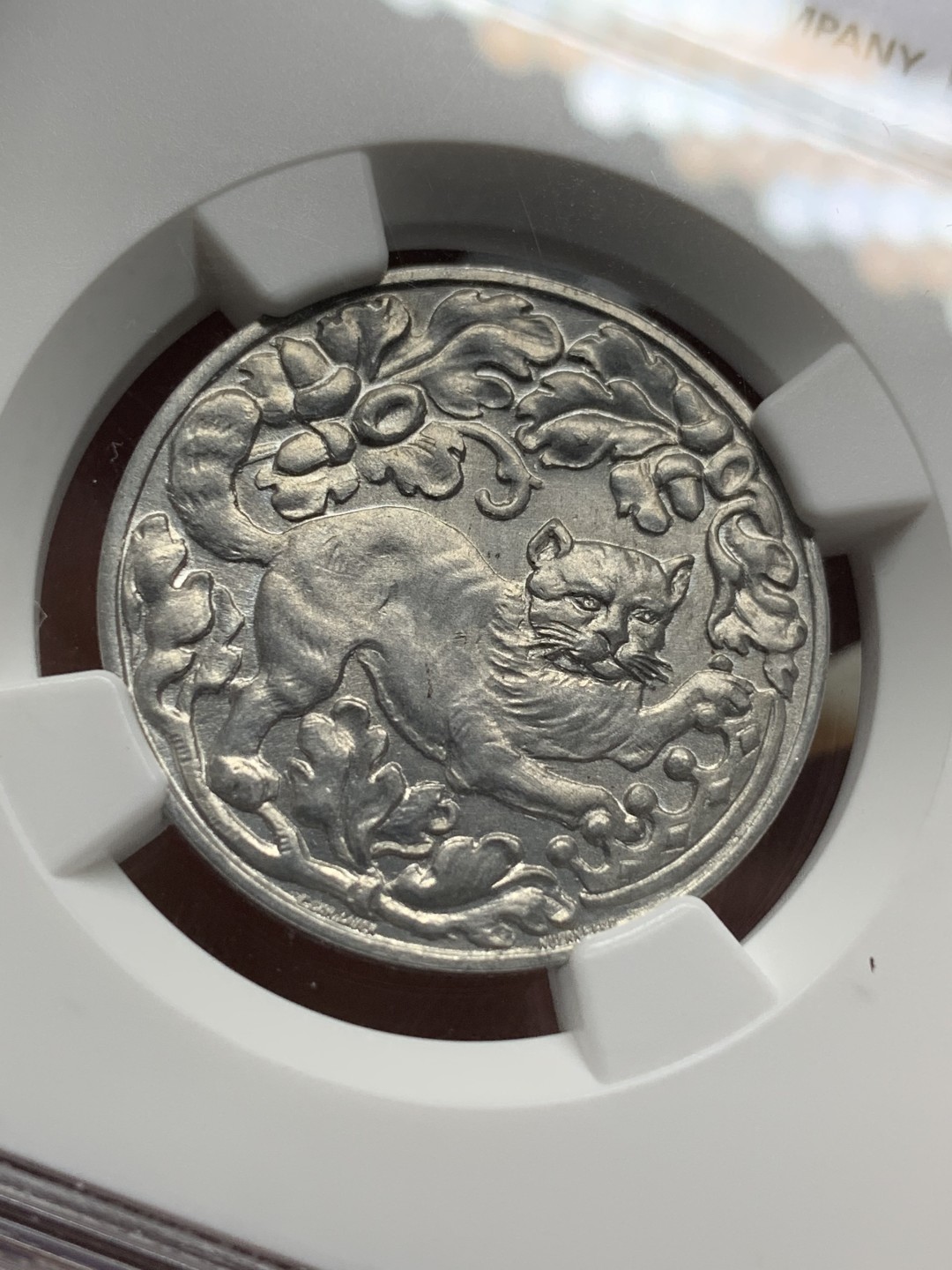 《竞宝斋》第106场-周日，周一 2场连拍（全场包邮） NGC MS66冠军！ 德紧珍藏级尖货 1921年塔勒2马克大猫大铝币，绝美设计传世精品，难得的珍藏良机！