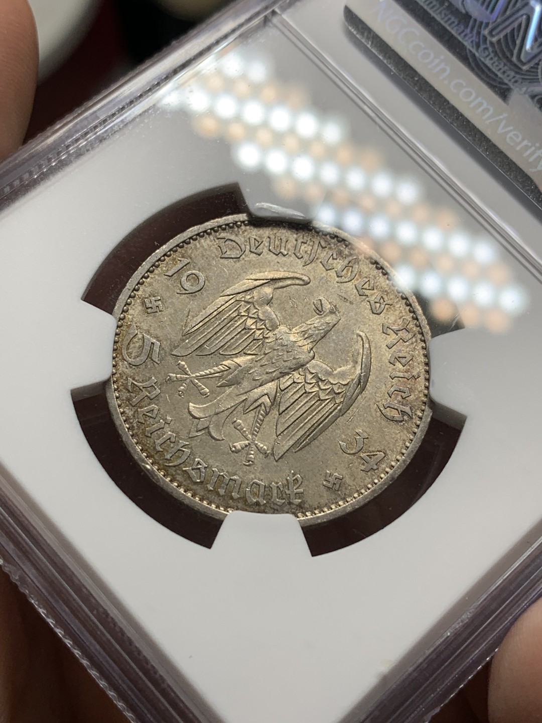 《竞宝斋》第106场-周日，周一 2场连拍（全场包邮） NGC-MS62 1934年加字教堂5马克 纪念小胡子上台一周年 该品种传世好味道难得