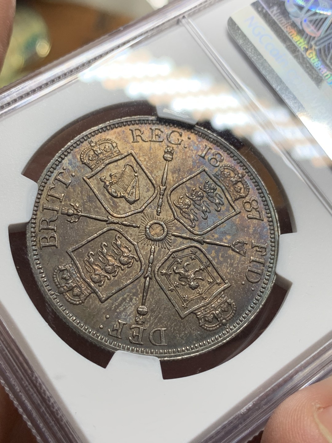 《竞宝斋》第106场-周日，周一 2场连拍（全场包邮） NGC MS61 英国1887年维多利亚高冠4先令双弗洛林银币原光五彩，罗马体