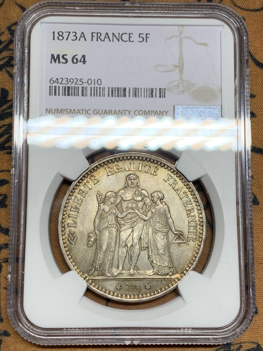 《竞宝斋》第106场-周日，周一 2场连拍（全场包邮） NGC-MS64 法国1873年 大力神5法郎银币 五彩包浆非常漂亮