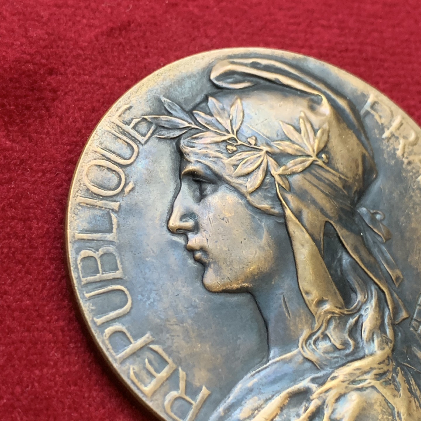 《竞宝斋》第106场-周日，周一 2场连拍（全场包邮） 法国 铜章 大规格 57.6克 49.7直径 细节见图