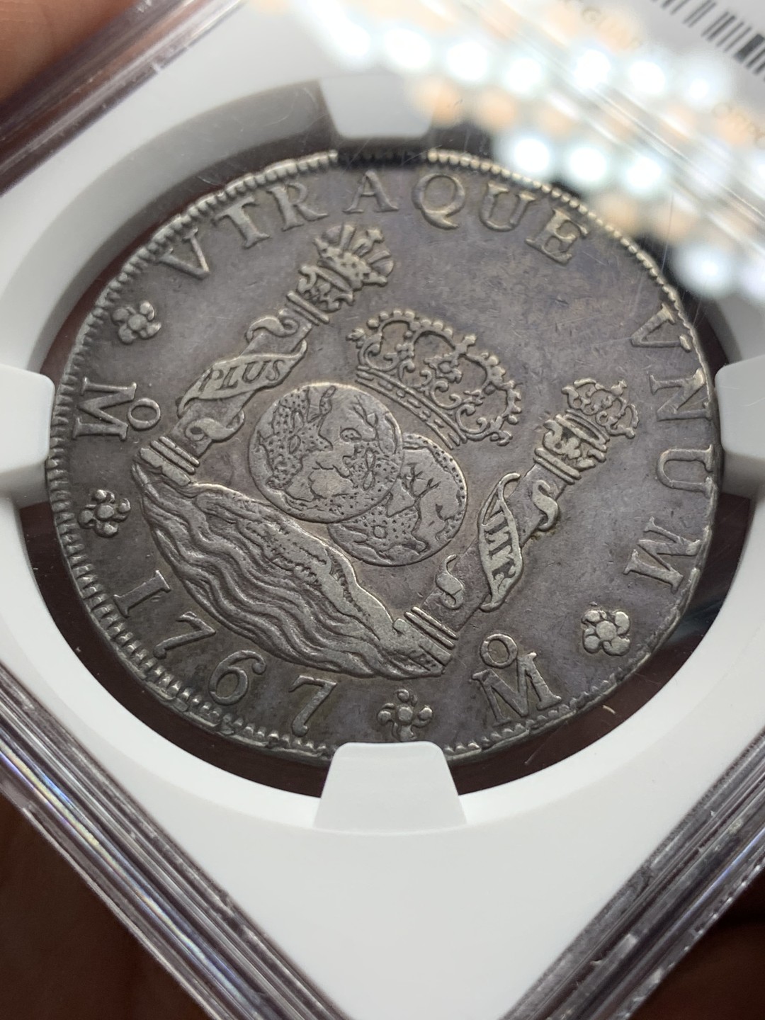 《竞宝斋》第106场-周日，周一 2场连拍（全场包邮） NGC XF45 墨西哥 1767年 地球双柱银币 最美的状态 留在了最后  双面深打 包浆醇厚 不可错过