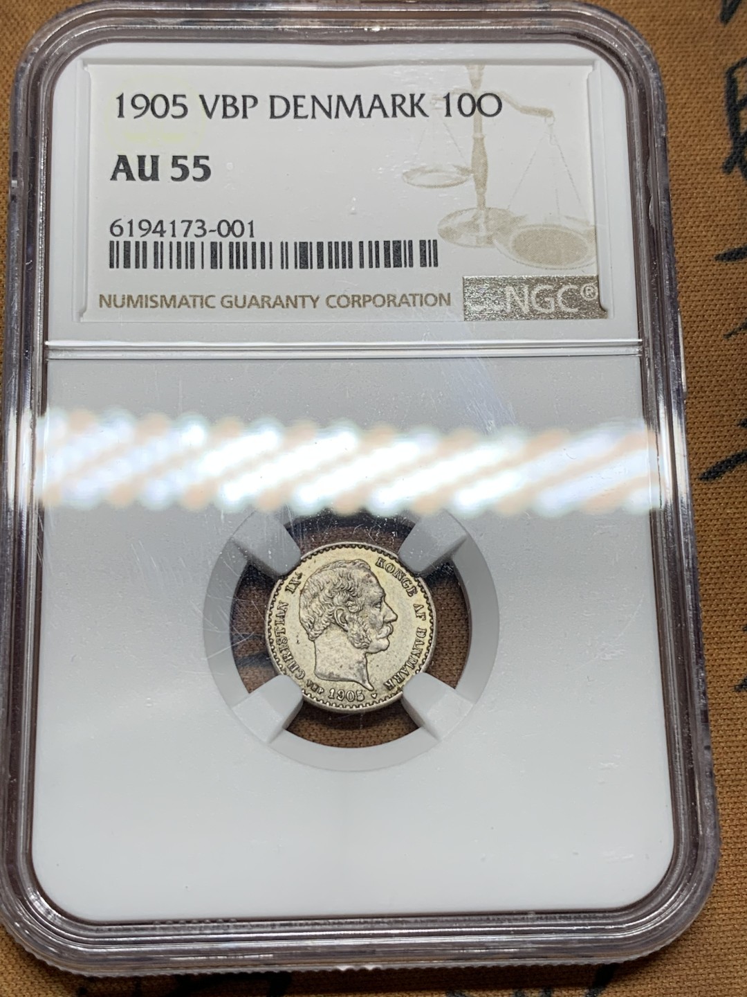 《竞宝斋》第106场-周日，周一 2场连拍（全场包邮） NGC AU55 丹麦 1905年 10欧尔银币 北欧早期少见品种