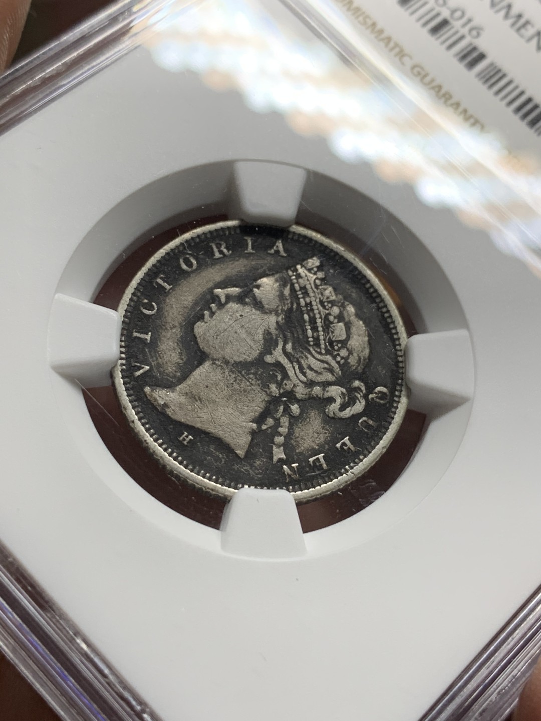 《竞宝斋》第106场-周日，周一 2场连拍（全场包邮） NGC-VFD 香港 1882年 贰毫 银币，H版 自然的味道