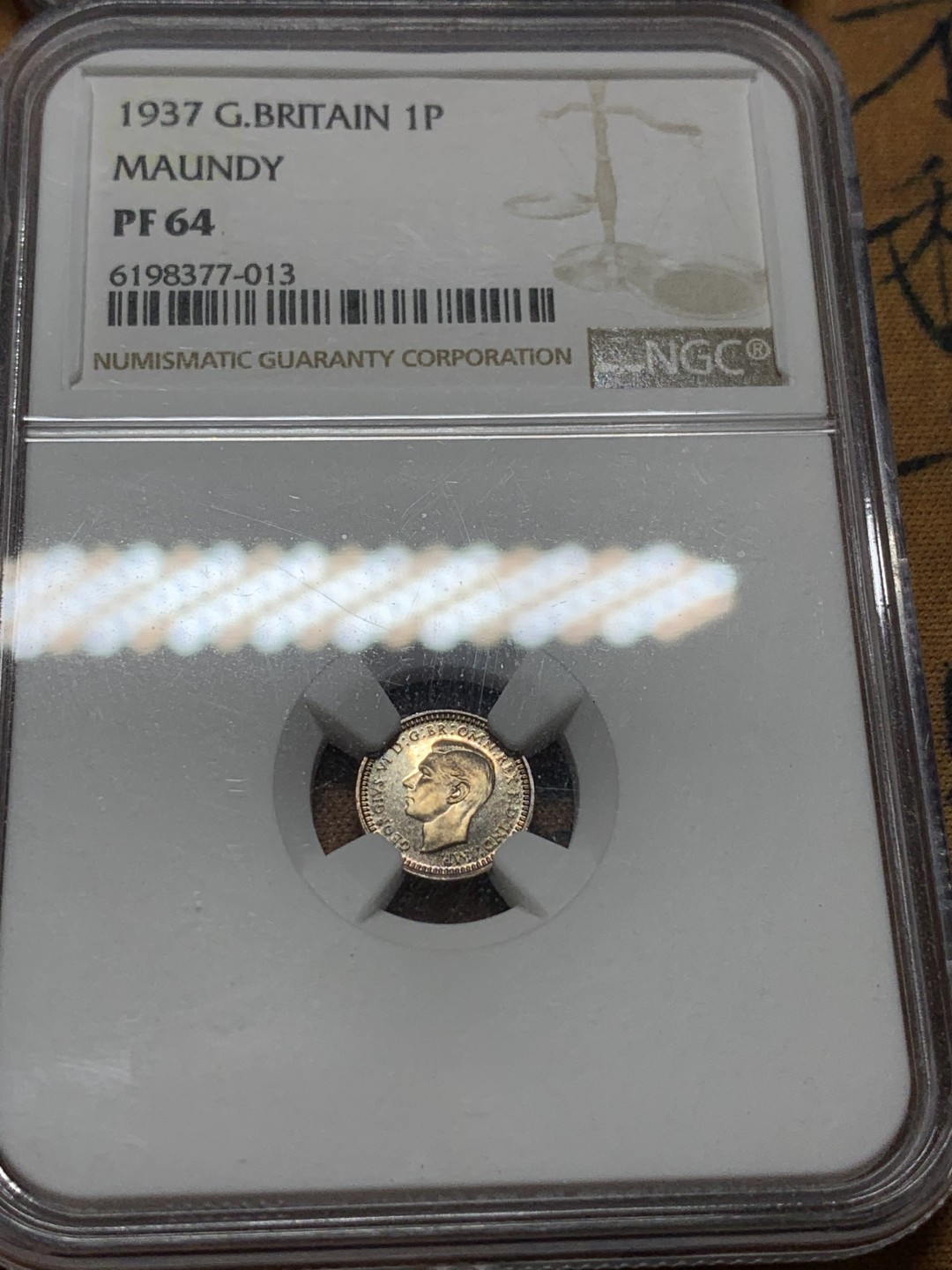 《竞宝斋》第106场-周日，周一 2场连拍（全场包邮） NGC PF63-64 1937年 英国 乔治六世 首年 原味五彩濯足银币 一套