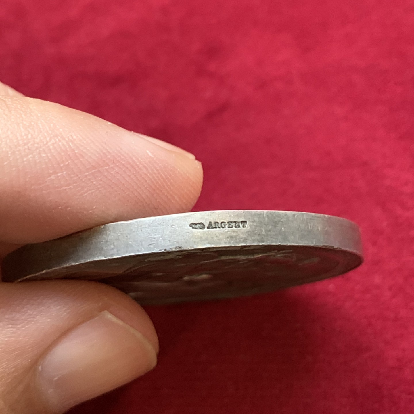 《竞宝斋》第106场-周日，周一 2场连拍（全场包邮） 法国1869年苏伊士运河开通纪念少见加厚版大银章罗蒂作品 48克加厚版本，常见为40克版本，43mm，丰饶角Aregnt边铭