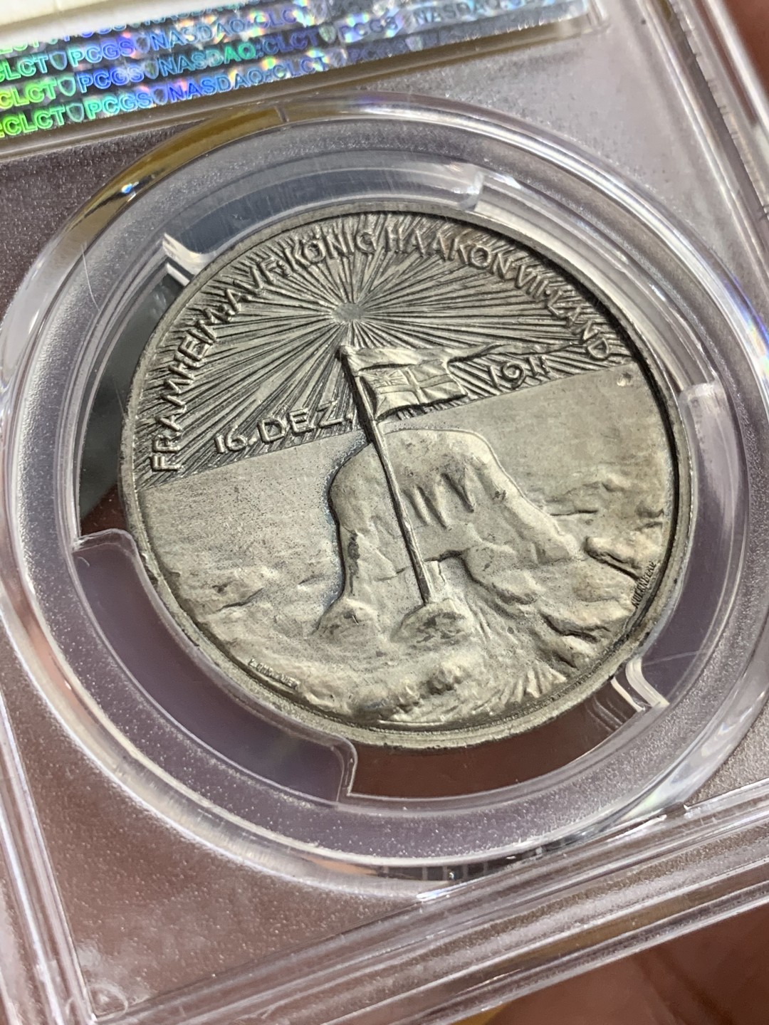 《竞宝斋》第106场-周日，周一 2场连拍（全场包邮） PCGS-SP64 德国 1912年 第二帝国纪念发现南极大陆银章 高浮雕 磨砂 镜面 极品黄彩