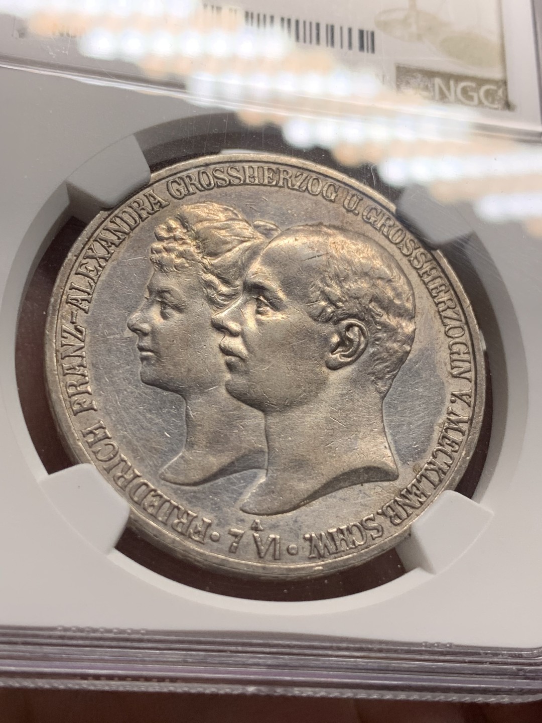 《竞宝斋》第106场-周日，周一 2场连拍（全场包邮） NGC AU 德国 梅克伦堡 什未林 1904年 结婚纪念5马克 银币