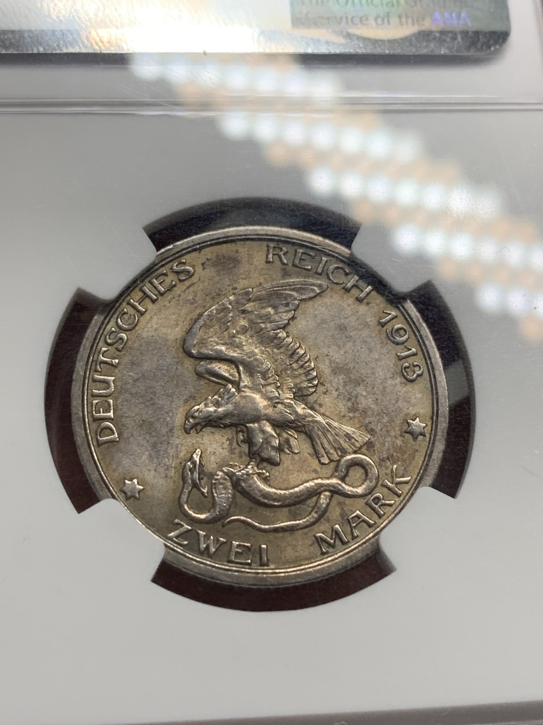 《竞宝斋》第106场-周日，周一 2场连拍（全场包邮） NGC-MS61 德国1913A 战胜拿破仑纪念2马克银币 双面黑金包浆 原光马克配上黑包浆状态优秀少见