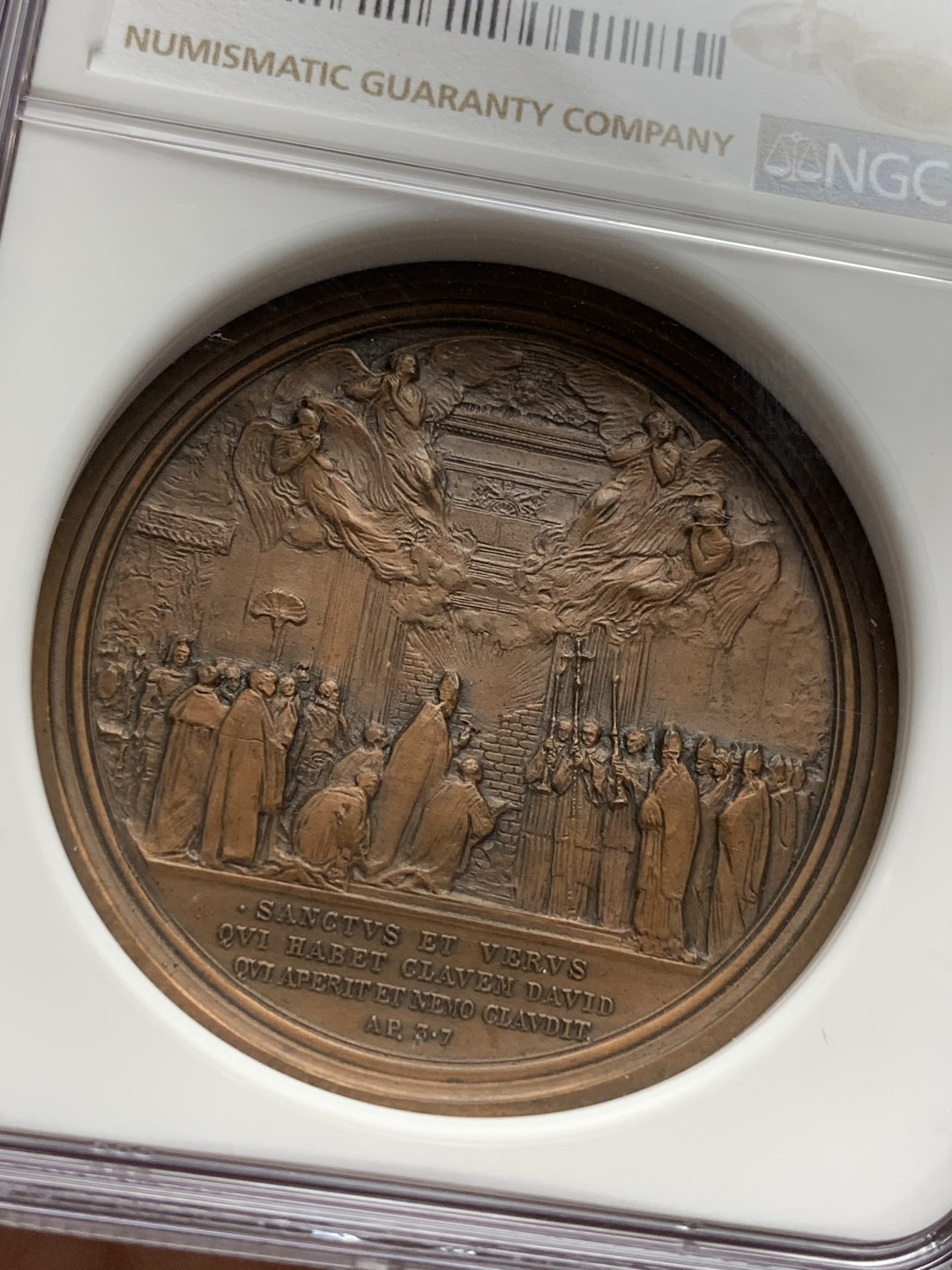 《竞宝斋》第106场-周日，周一 2场连拍（全场包邮） NGC MS64 梵蒂冈 1925年教皇博览会高浮雕铜章 浮雕工艺与精美程度 超乎想象 加厚盒装不可错过