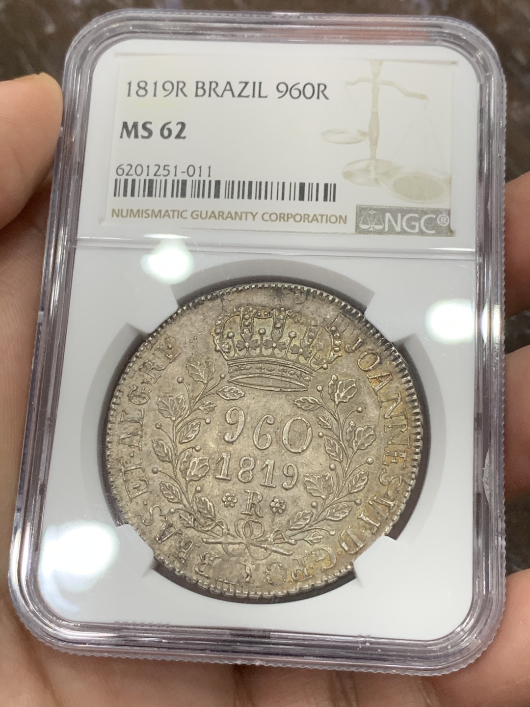 《竞宝斋》第106场-周日，周一 2场连拍（全场包邮） NGC-MS62 1819R葡属巴西地球960里斯大银 金色淡彩！暴涨品种 这种味道的少了