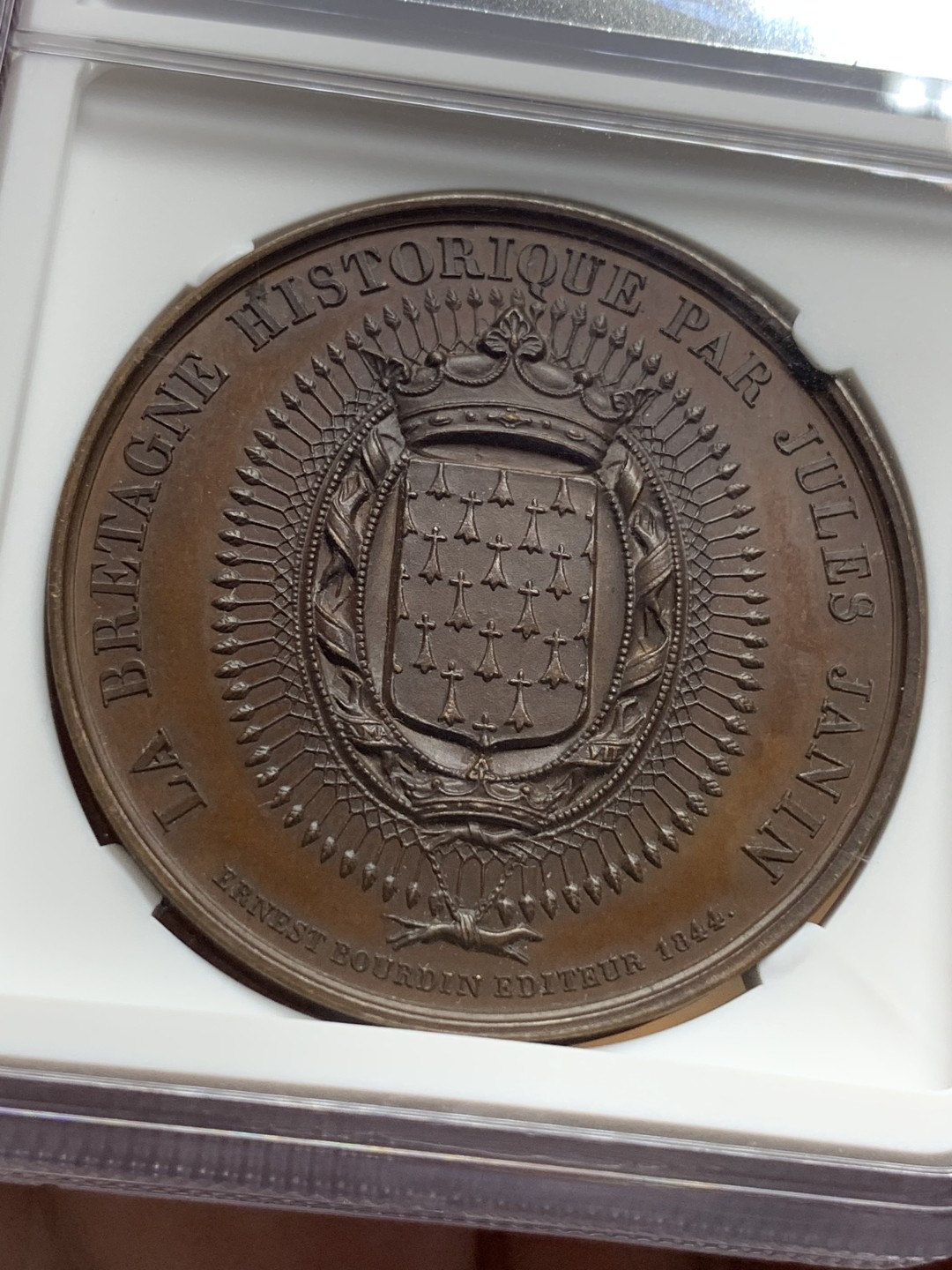 《竞宝斋》第106场-周日，周一 2场连拍（全场包邮） NGC MS64 加厚盒1844法国作家外交家夏多布里昂纪念铜章 巧克力色高浮雕