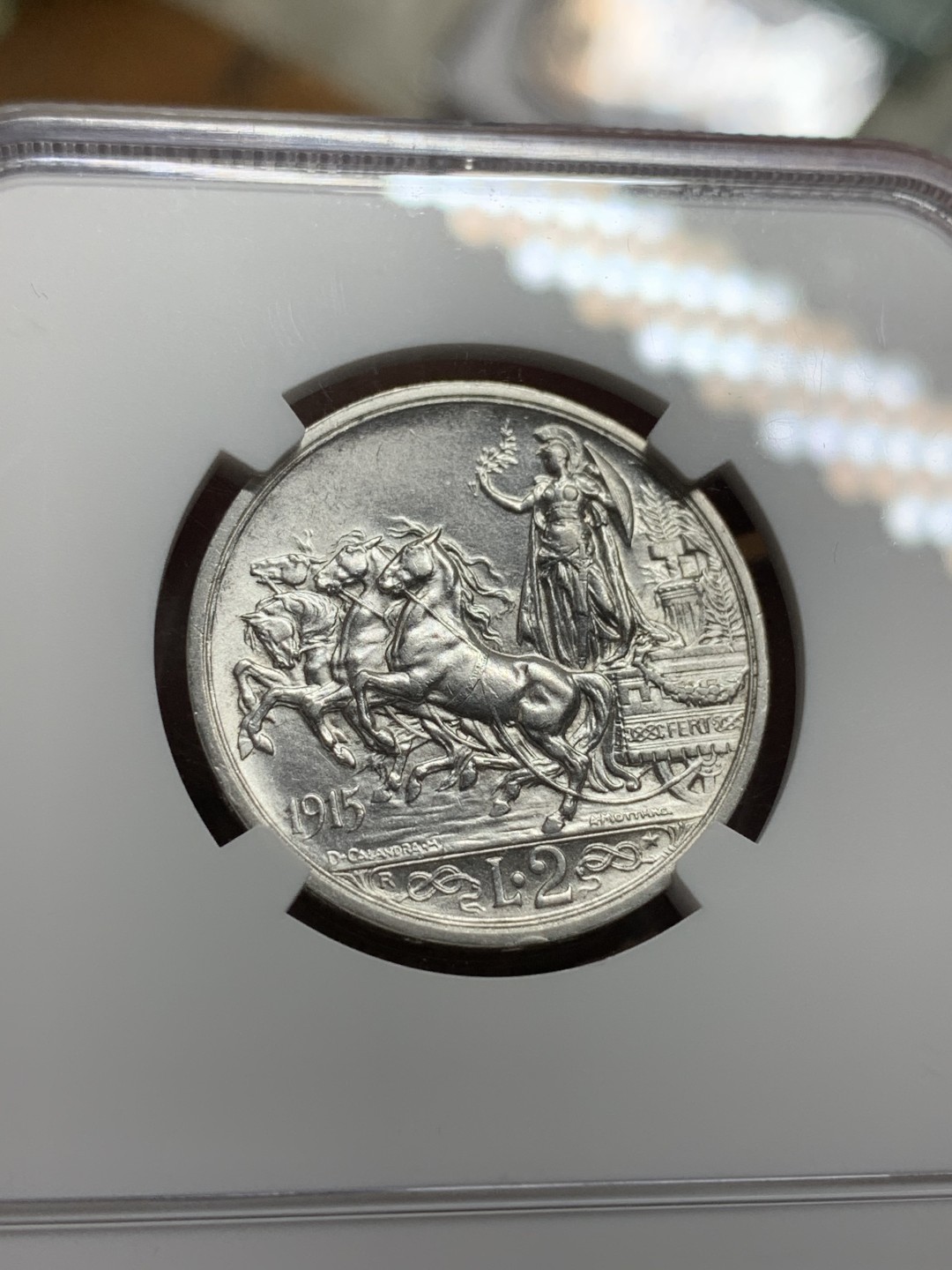 《竞宝斋》第106场-周日，周一 2场连拍（全场包邮） NGC AU58 意大利 1915年 马车2里拉银币 细节味道都不错