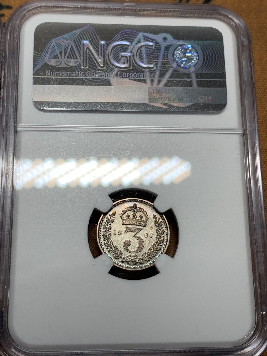 《竞宝斋》第106场-周日，周一 2场连拍（全场包邮） NGC PF63-64 1937年 英国 乔治六世 首年 原味五彩濯足银币 一套