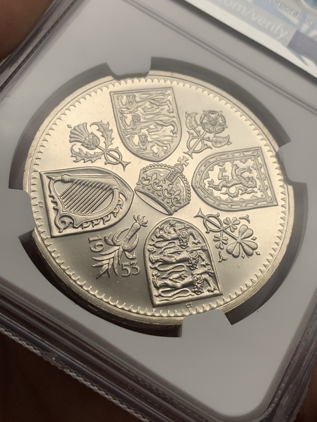 《竞宝斋》第106场-周日，周一 2场连拍（全场包邮） NGC PF65 CAMEO  英国 1953 伊利沙白二世 登基克朗 自从女王过世 价格已经飞天