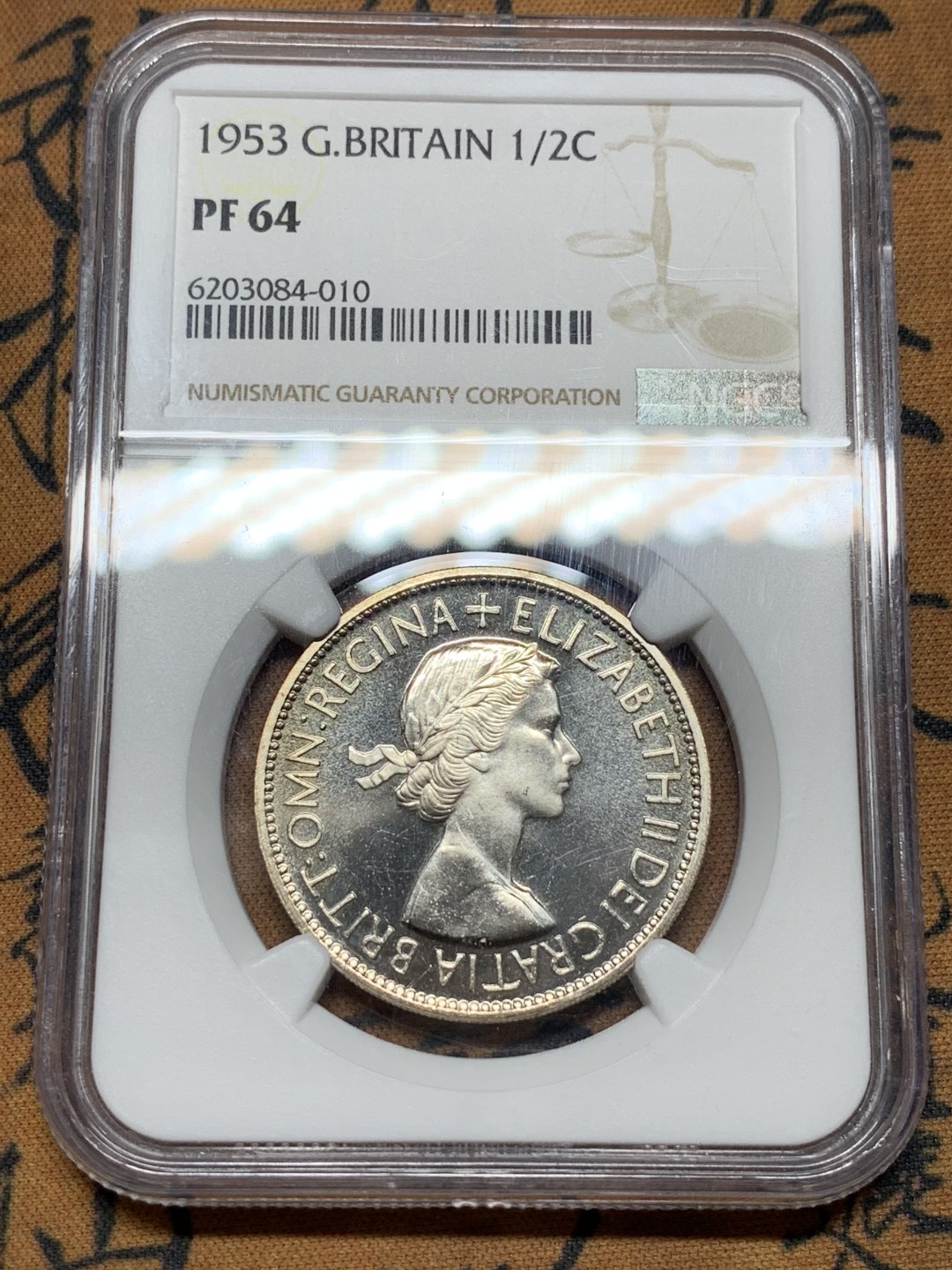 《竞宝斋》第106场-周日，周一 2场连拍（全场包邮） NGC PF64 1953年 伊丽莎白 登基首年 精制半克朗