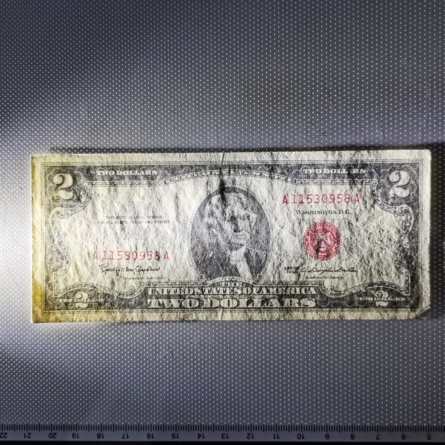 爱淘收藏麦稀奇专场首拍，包邮无押无佣金. 美国1963年红库印AA冠2美元政府券