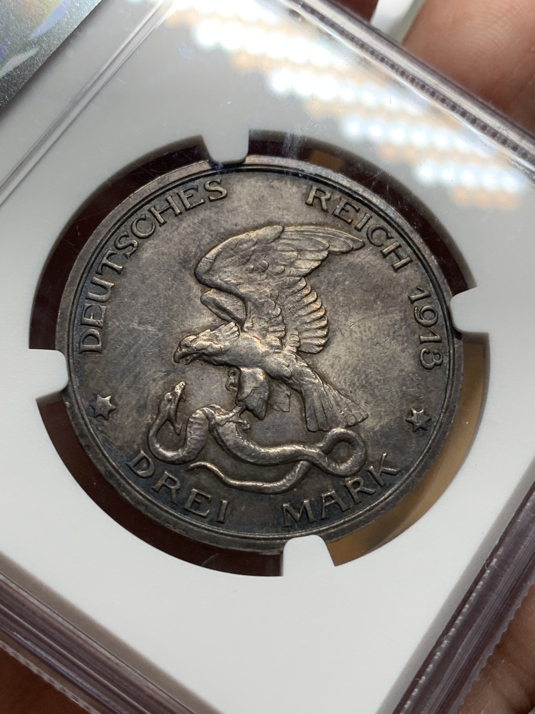 《竞宝斋》第106场-周日，周一 2场连拍（全场包邮） NGC-MS62 德意志第二帝国 1913年 普鲁士3马克 战胜拿破仑纪念银币 重彩包浆 浮雕层次分明 底板好