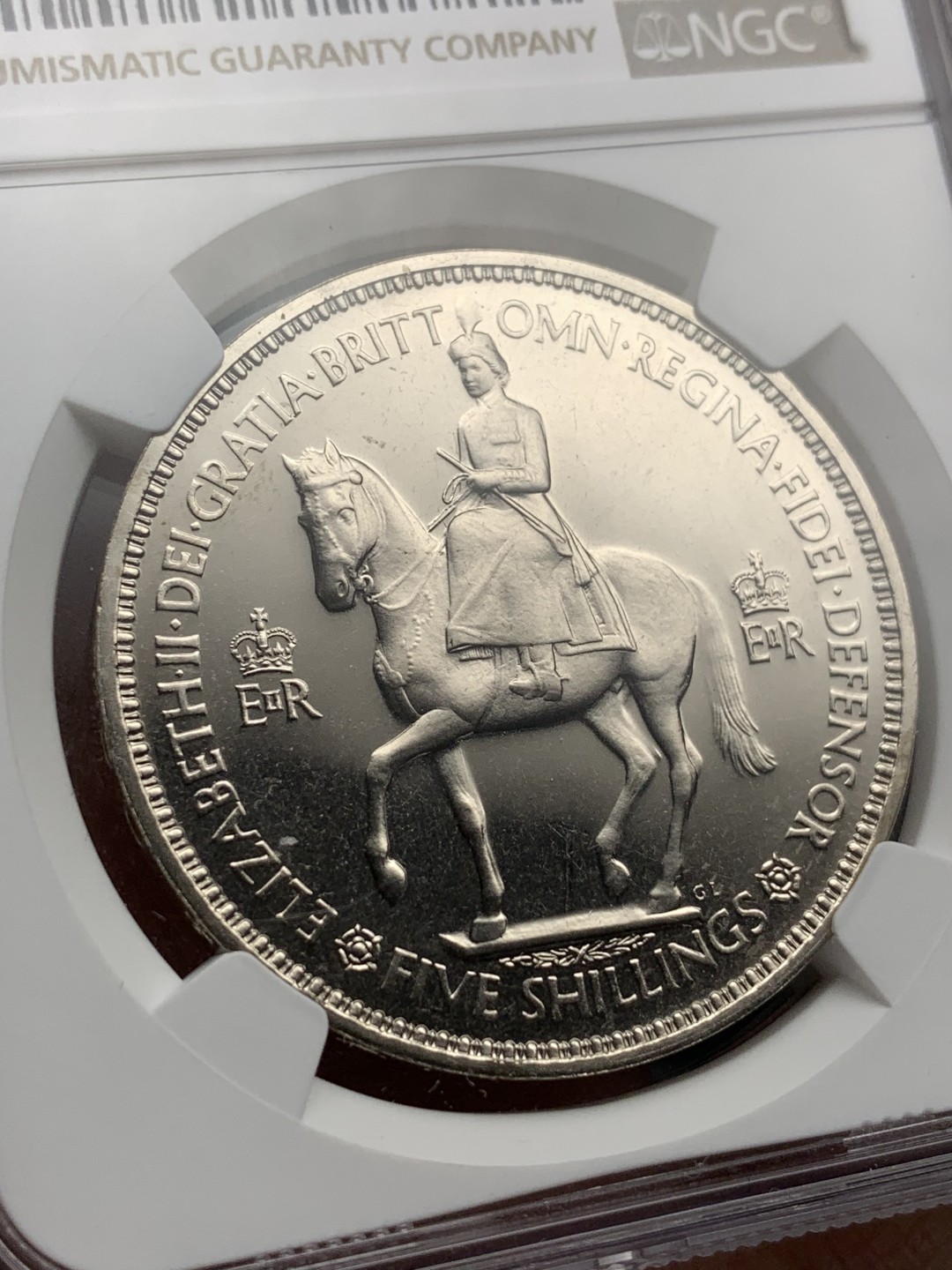 《竞宝斋》第106场-周日，周一 2场连拍（全场包邮） NGC PF65 CAMEO  英国 1953 伊利沙白二世 登基克朗 自从女王过世 价格已经飞天