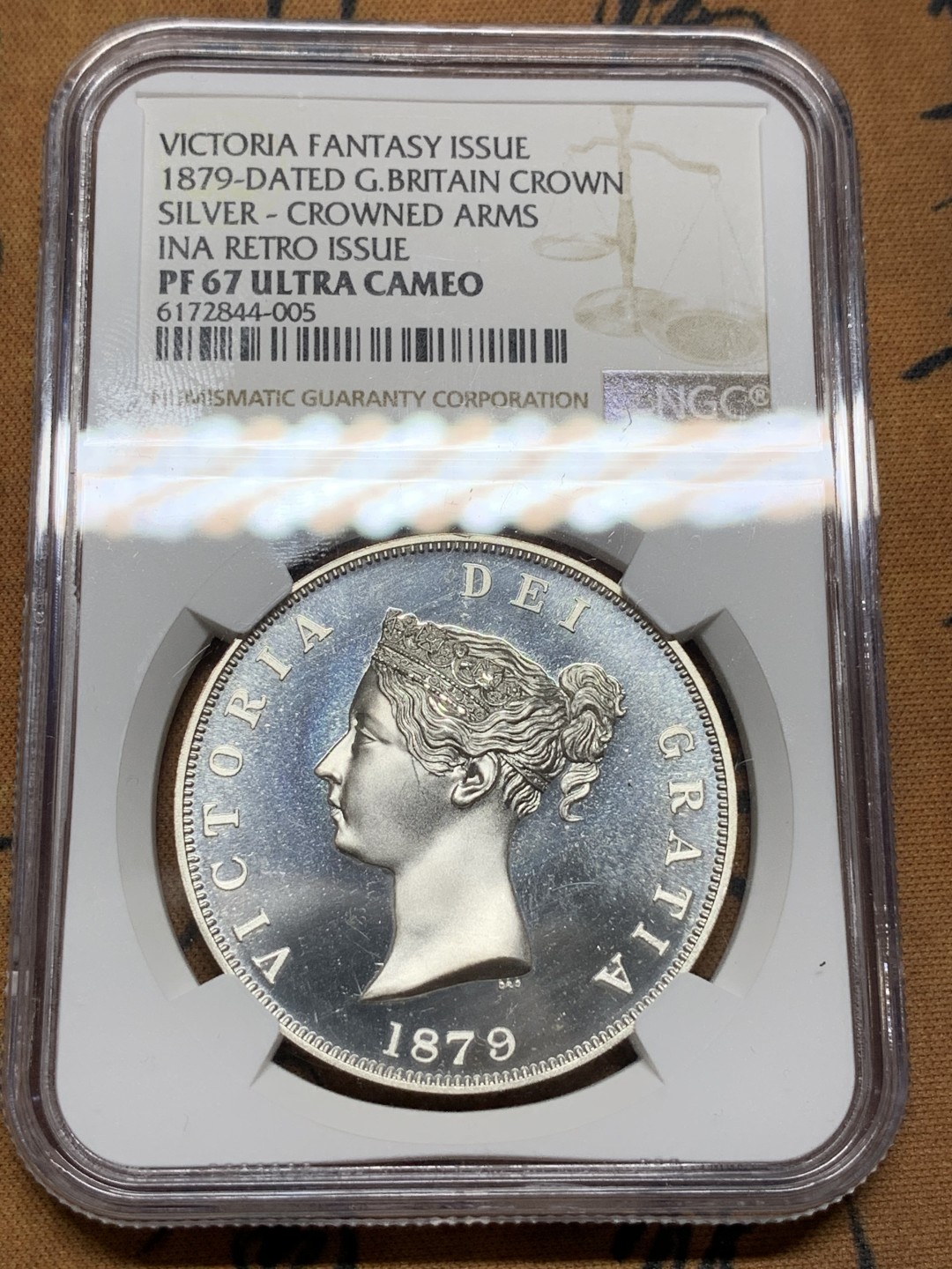 《竞宝斋》第106场-周日，周一 2场连拍（全场包邮） NGC PF67UL 英国 1879年 英国维多利亚克朗，银质样币 超高浮雕，状态好（应该2000年复刻）