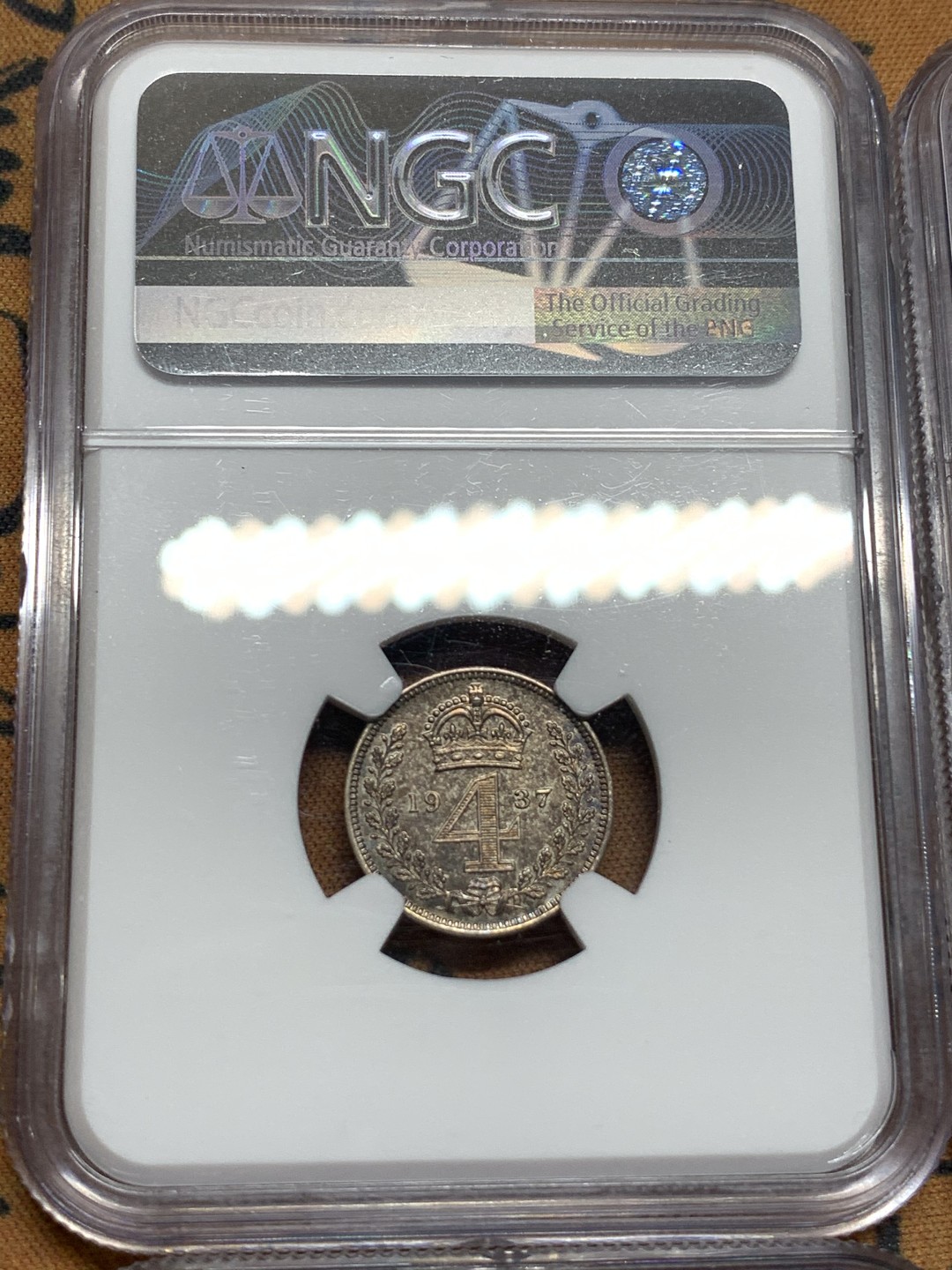 《竞宝斋》第106场-周日，周一 2场连拍（全场包邮） NGC PF63-64 1937年 英国 乔治六世 首年 原味五彩濯足银币 一套