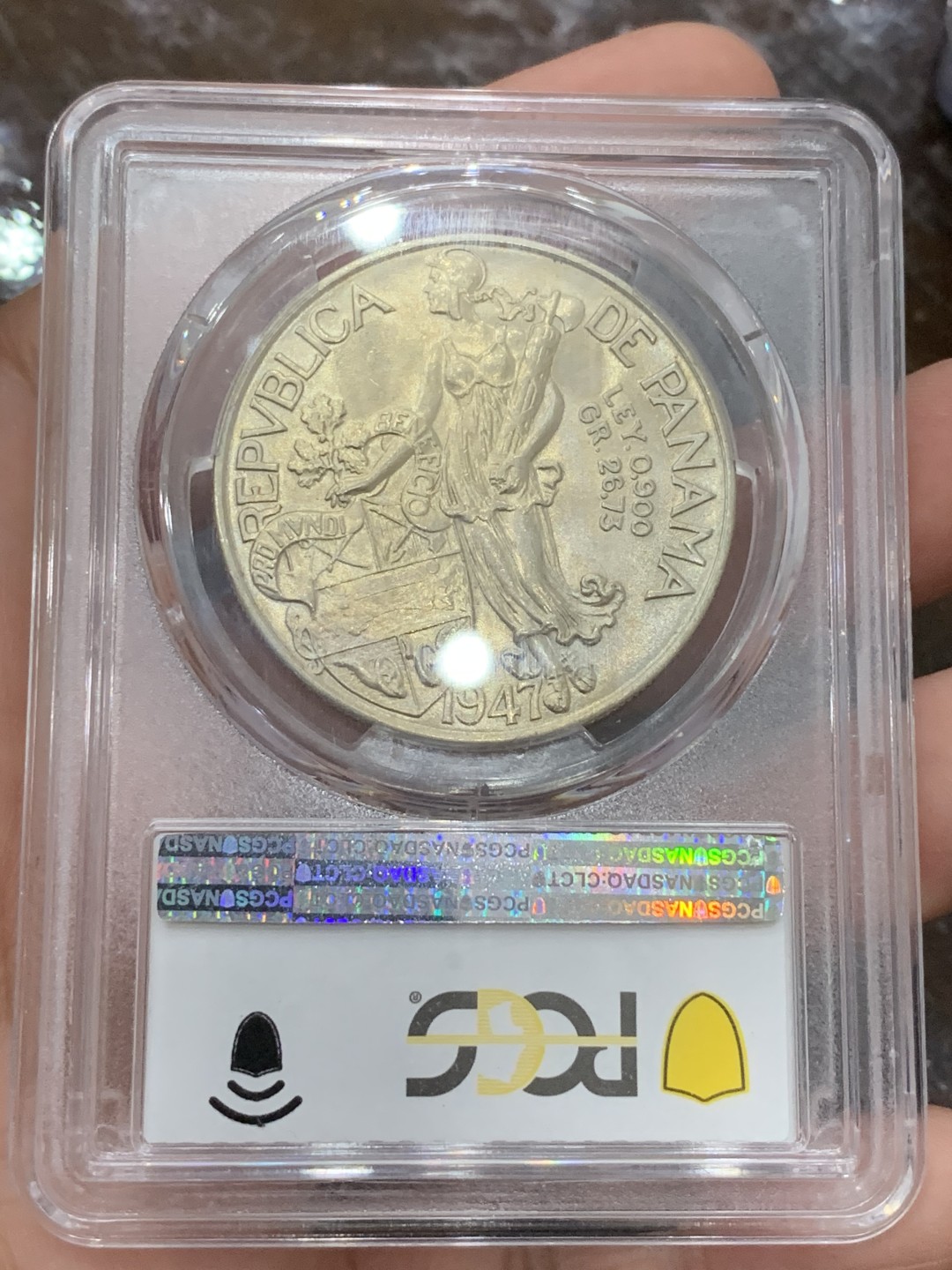 《竞宝斋》第106场-周日，周一 2场连拍（全场包邮） PCGS-MS65 巴拿马 1947年 1巴波亚武士、胜利女神银币 镜面地板 状态极好