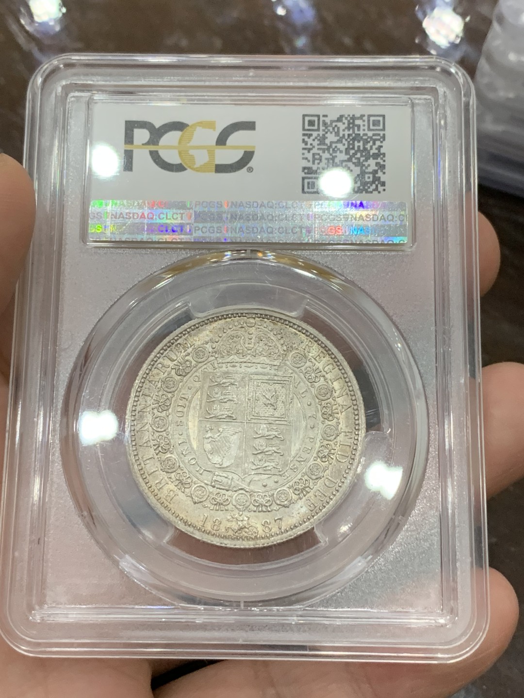 《竞宝斋》第106场-周日，周一 2场连拍（全场包邮） PCGS  MS64 英国 1887年 维多利亚 女王 半克朗银币 高分好状态 淡彩包浆