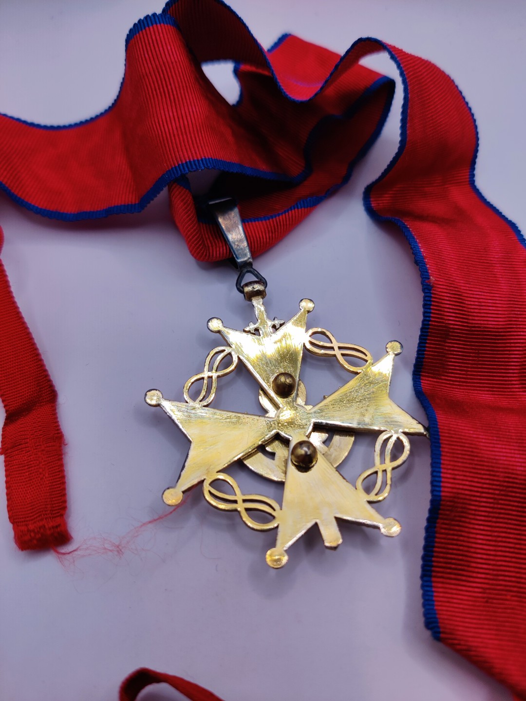 全场0元起拍 第六期 咸鱼国勋章制服拍卖专场 10月19日（周三）下午6：00开始 西班牙指挥官级圣雷蒙德勋章 银质授予司法人员