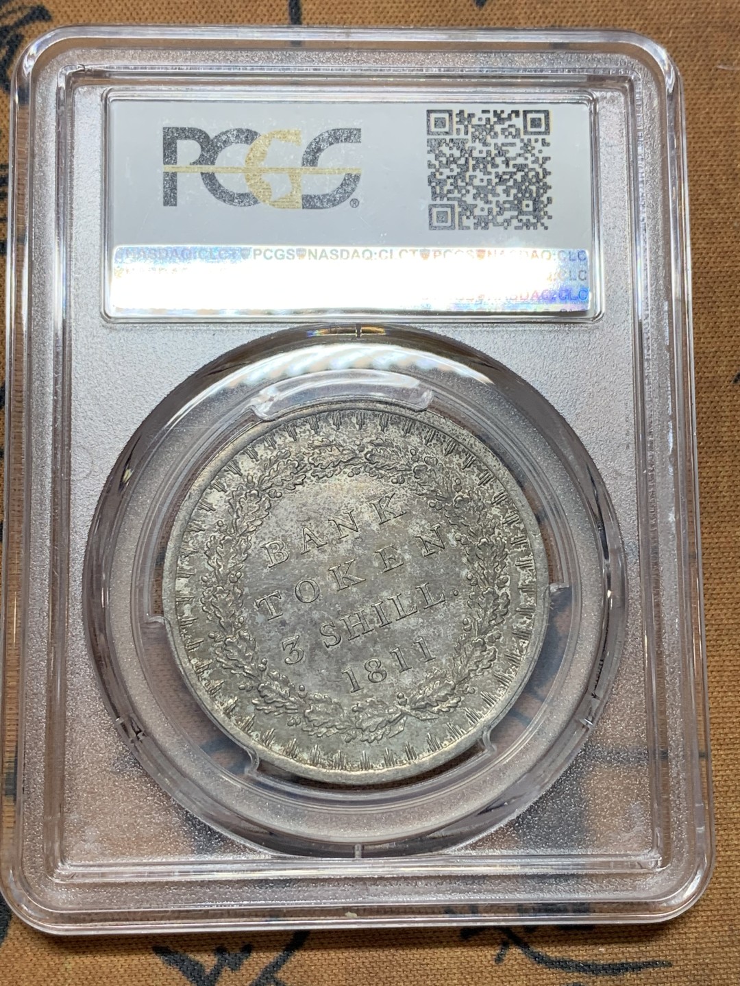 《竞宝斋》第106场-周日，周一 2场连拍（全场包邮） PCGS MS64 英格兰银行 1811年 双面深五彩 乔三大头 3先令银币 极少品种 书价高 高分难得