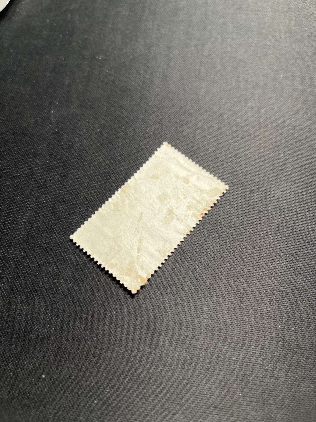洪涛臻品批发群  精选邮票限时拍卖第一百九十一期 文7茫茫 信销票，品相在信销票里算非常好的，无缺角，无裂口，无揭薄，喜欢的老板不要错过，行情一触即发，文7精品信销值得珍惜，终生保真