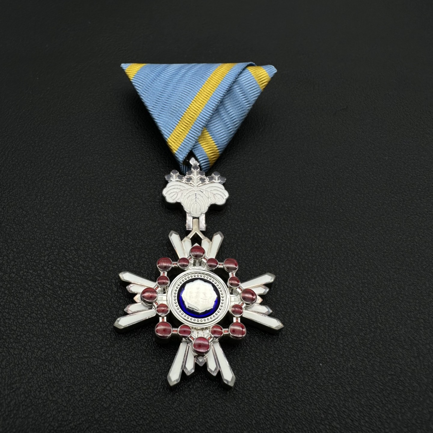 勋章奖章交易所10月22日拍卖 日本荣典瑞宝章