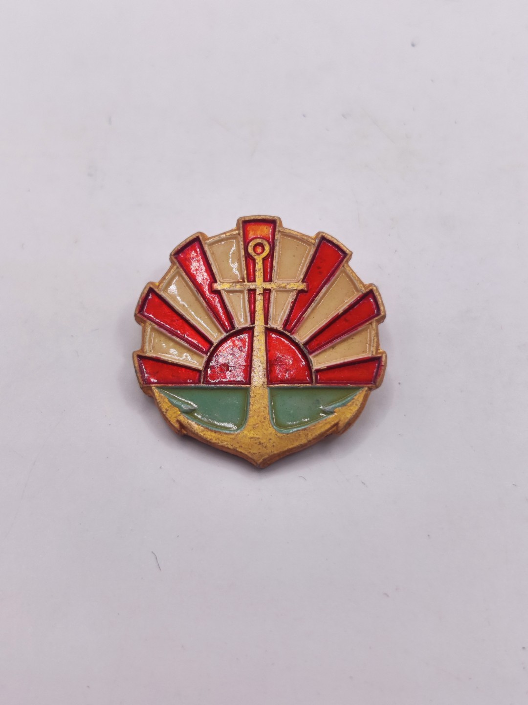 第七期 全场0元起拍 咸鱼国勋章拍卖专场 10月23日（周日）下午6：00开始 牢记历史勿忘国耻  日本战时海军协会徽章