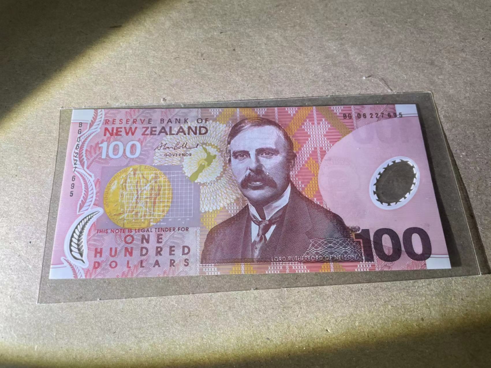 【Blue Auction】✨世界纸币精拍第237期  新西兰 100元 塑料钞 全新UNC