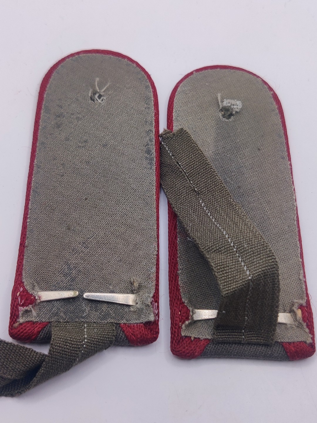 第七期 全场0元起拍 咸鱼国勋章拍卖专场 10月23日（周日）下午6：00开始 东德国安捷团士兵马裤尼肩章