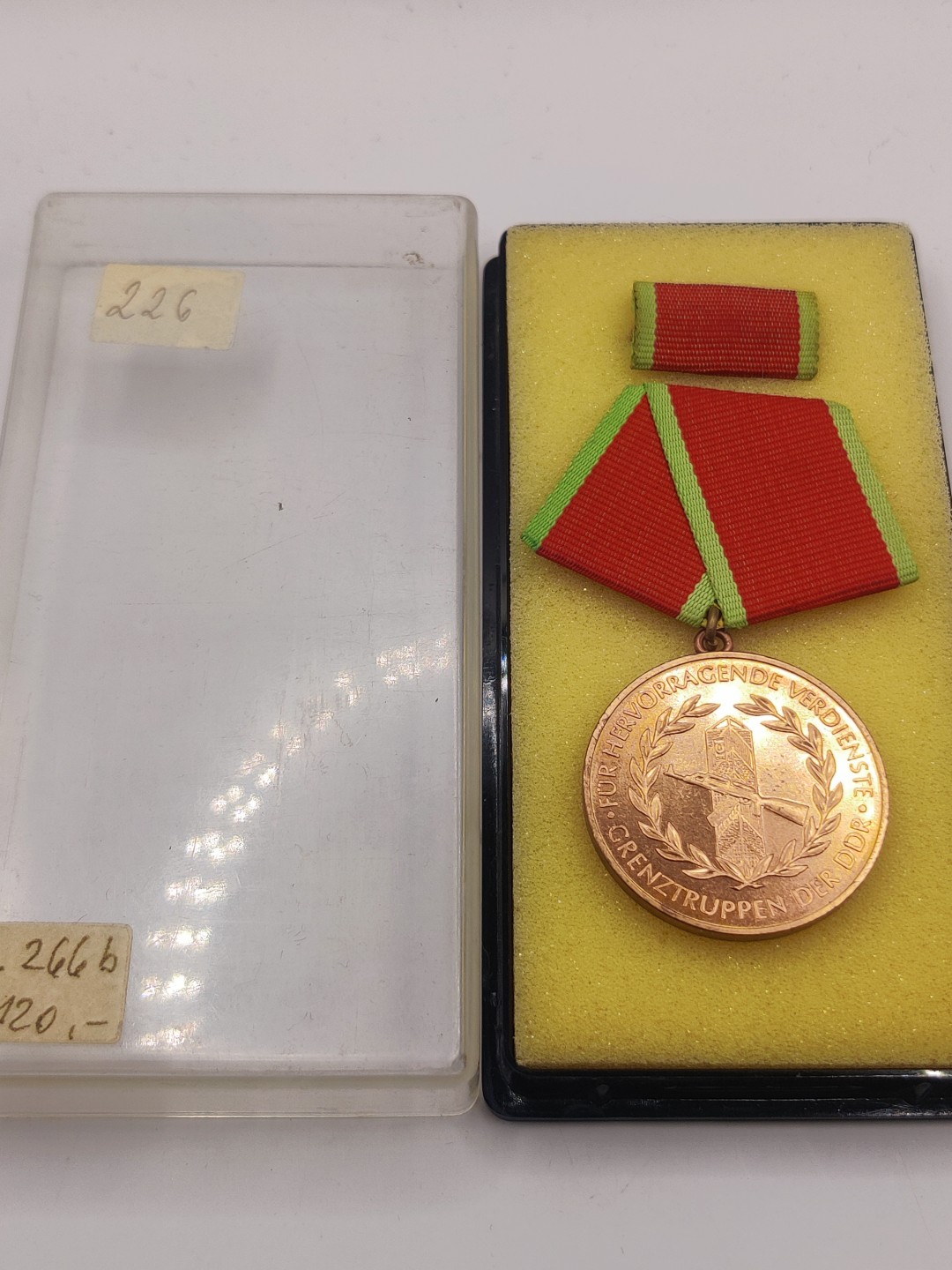 第七期 全场0元起拍 咸鱼国勋章拍卖专场 10月23日（周日）下午6：00开始 东德边防军铜级功绩奖章