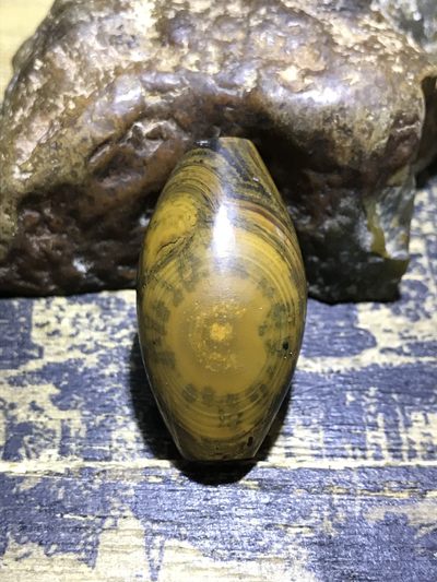 精美天然罕见九眼页岩天眼天珠一颗 - 精美天然罕见九眼页岩天眼天珠一颗