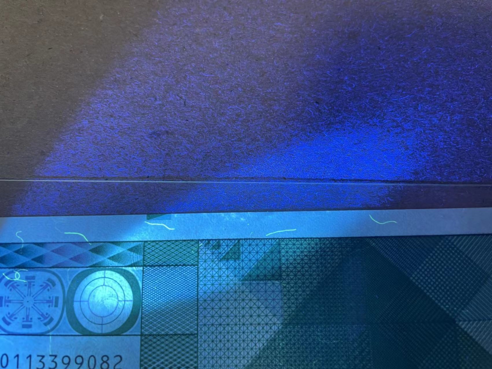 【Blue Auction】✨世界纸币精拍第237期  荷兰 1972年1000盾 斯宾诺莎 UNC （灯下轻微斑&一个角不是很尖）