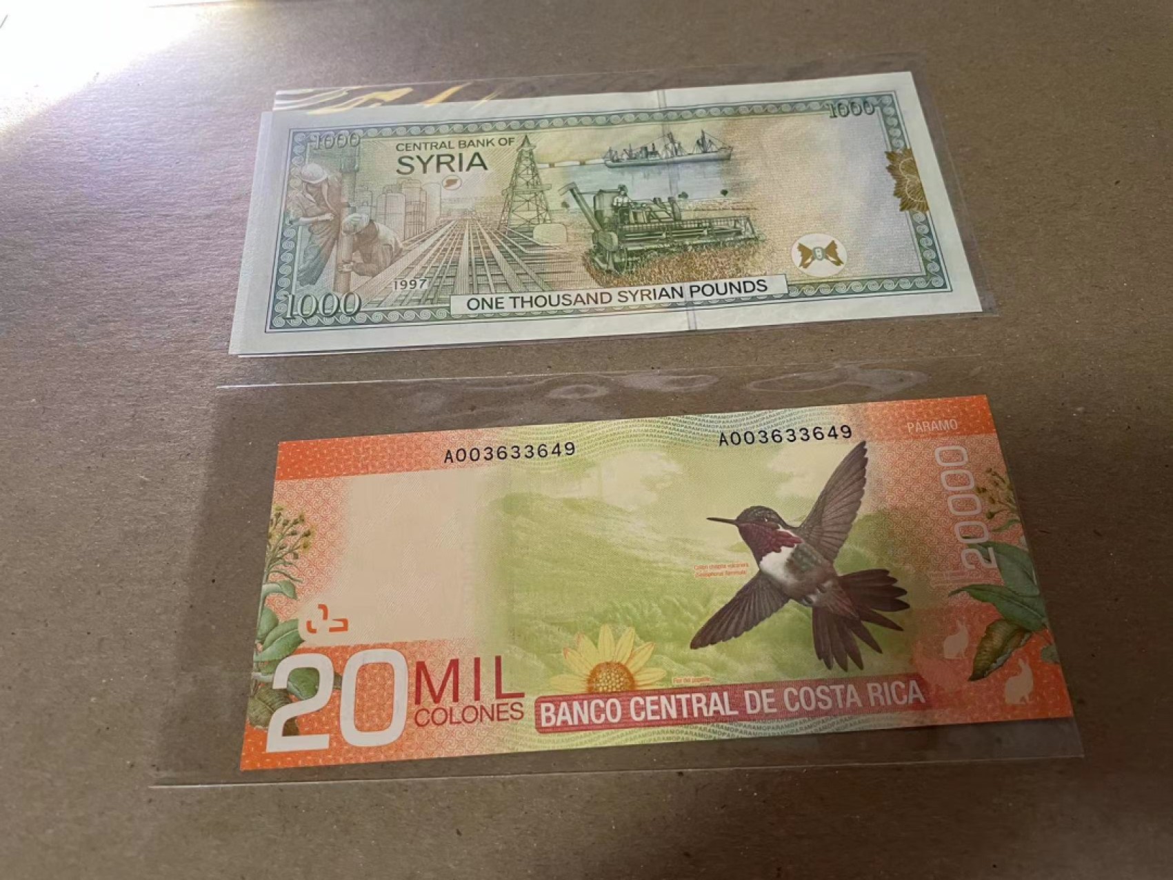 【Blue Auction】✨世界纸币精拍第237期  【一组2张】叙利亚1000镑&哥斯达黎加20000克朗 A0冠 全新UNC