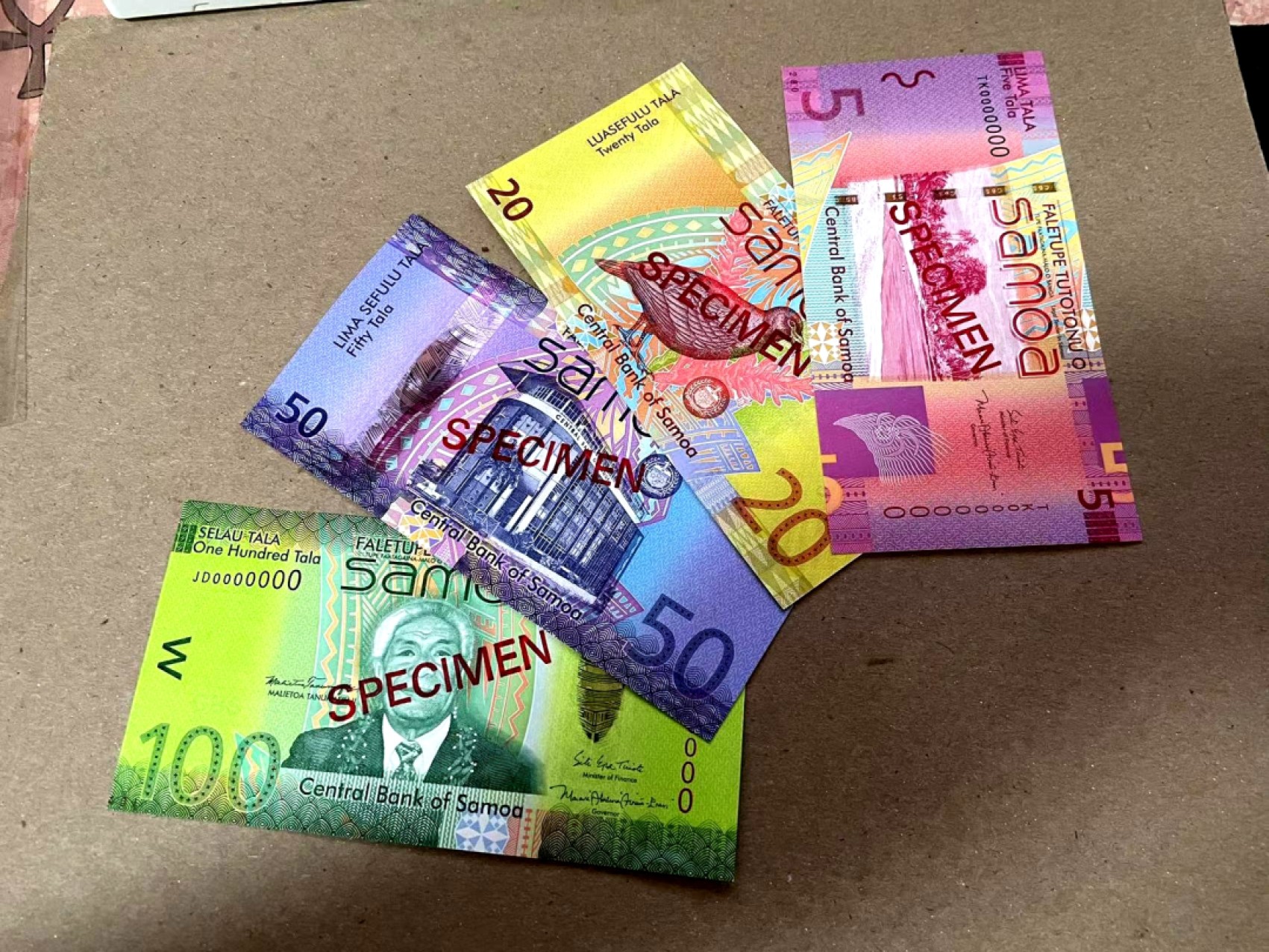 【Blue Auction】✨世界纸币精拍第237期   【一组4张】萨摩亚 新版 5-100塔拉 色彩艳丽 全新UNC 样钞 