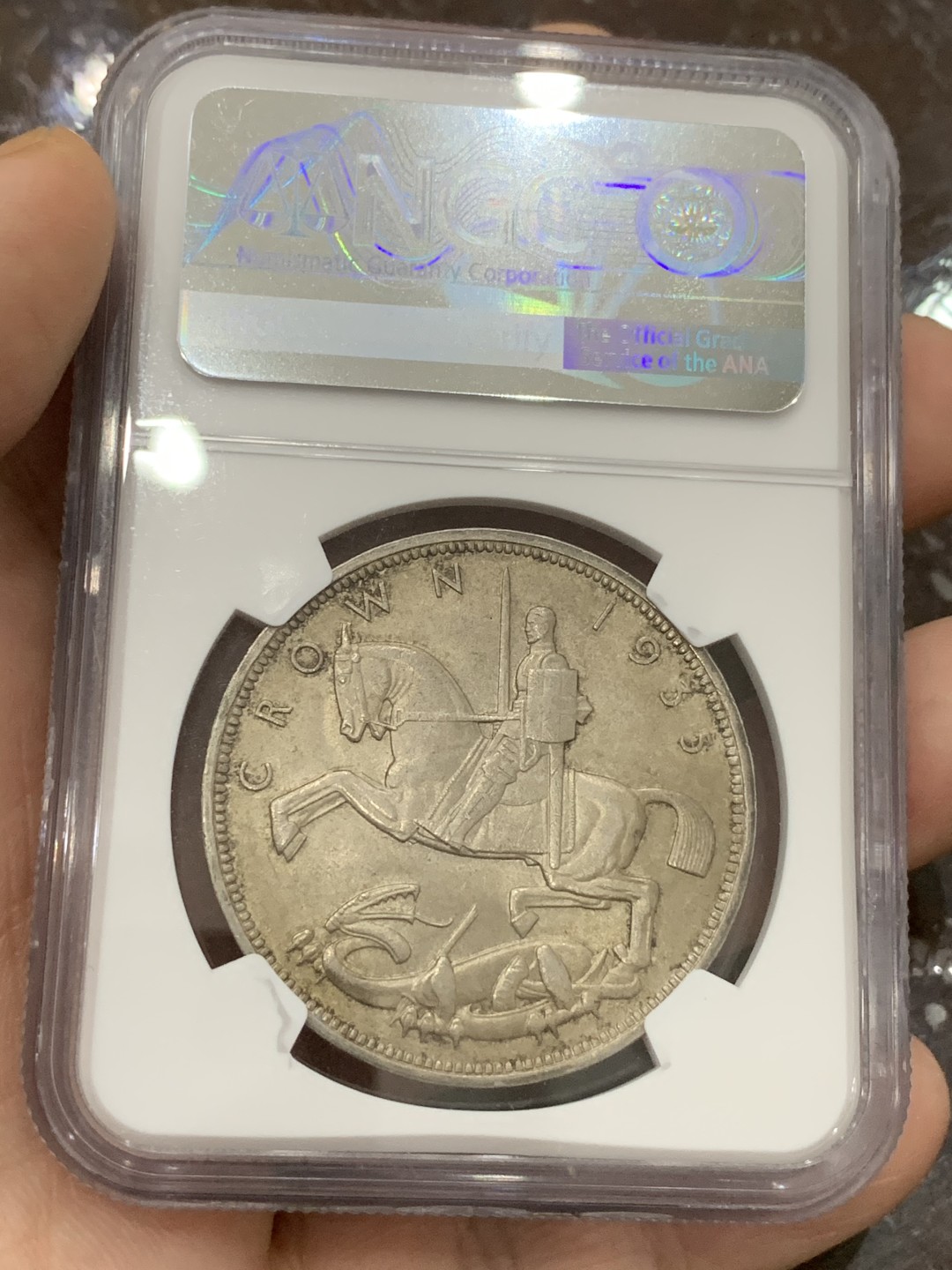 《竞宝斋》第107场-周日，周一 2场连拍（全场包邮） NGC-MS64 英国 1935年 乔治五世 木马剑 克朗 大银币 高分好品