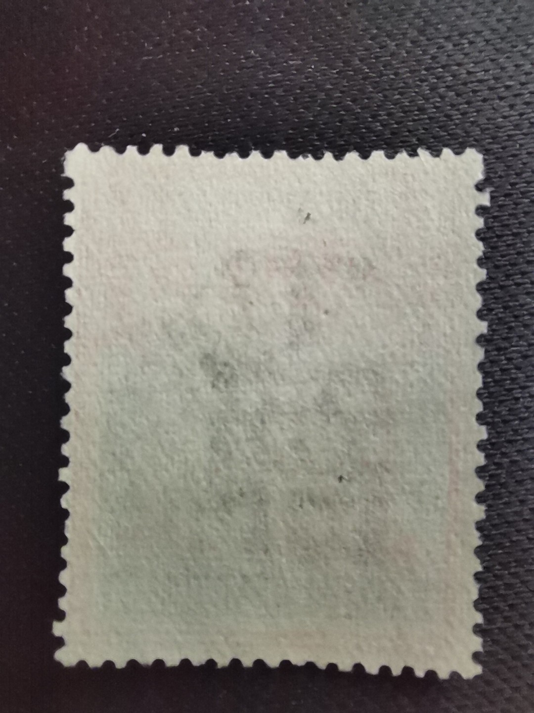 洪涛臻品 精选邮票限时拍卖第五十七期 上海工部书信馆邮票,石印欠资邮票2分❤旧票少见❤漂亮的工部水印! 面艳背白难得品相! 上海工部书信馆是上海租界工部局董事会开设的客邮分支,设立于1863年7月,于1865年8月开始发行邮票,为中国内陆最早发行邮票的商埠,宣称通邮范围包括厦门 汕头 温州 福州 烟台 大沽 天津 北京 南京 镇江 芜湖 九江 汉口宜昌等地区! 比清代海关大龙邮票还早十多年！