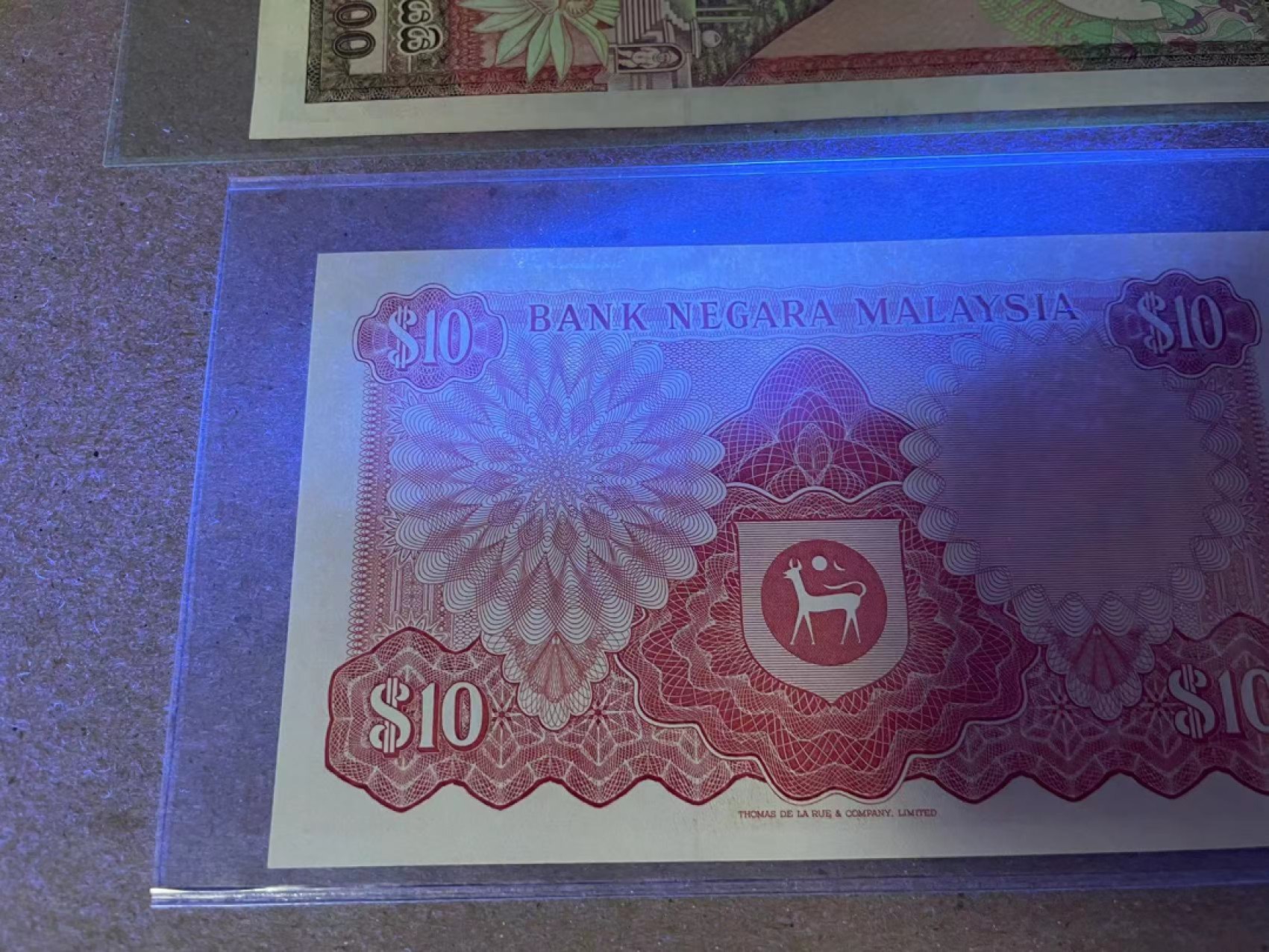【Blue Auction】✨世界纸币精拍第237期  【一组2张】斯里兰卡 1989年500卢比 UNC-荧光斑&马来西亚 10林吉特 UNC- 角折及荧光斑