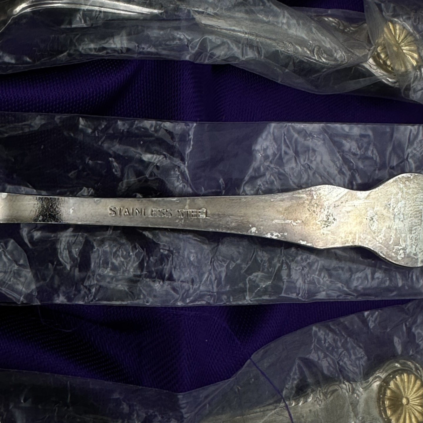 勋章奖章交易所10月22日拍卖 日本褒章随章赐予餐具一套