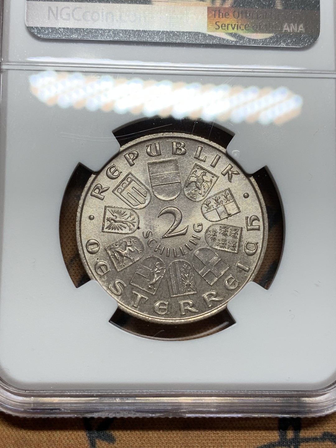 《竞宝斋》第107场-周日，周一 2场连拍（全场包邮） NGC-MS64 奥地利1932年 2先令银币 粉光状态非常漂亮