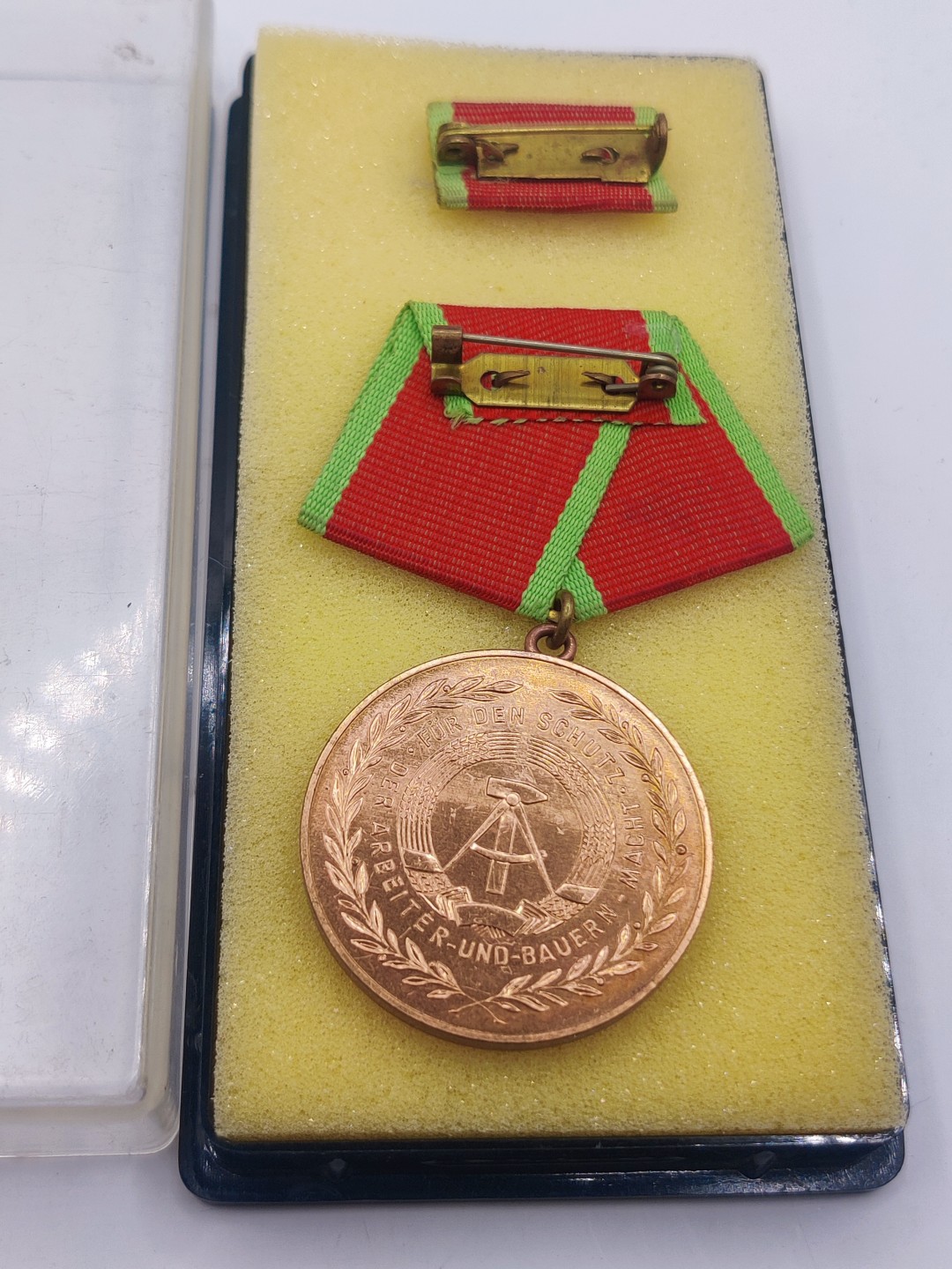 第七期 全场0元起拍 咸鱼国勋章拍卖专场 10月23日（周日）下午6：00开始 东德边防军铜级功绩奖章